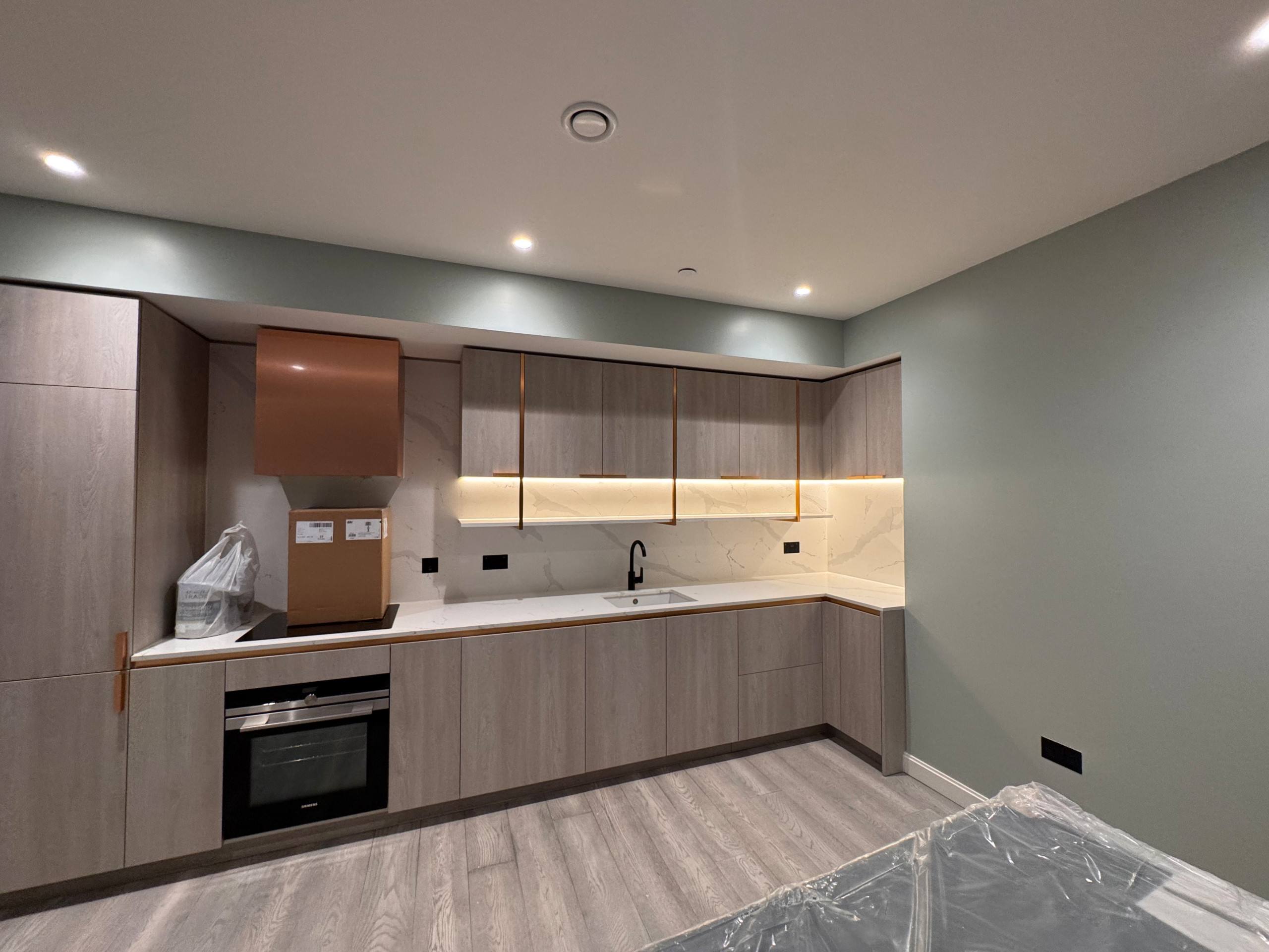 Private Studio – Contemporary Finish — image 2
