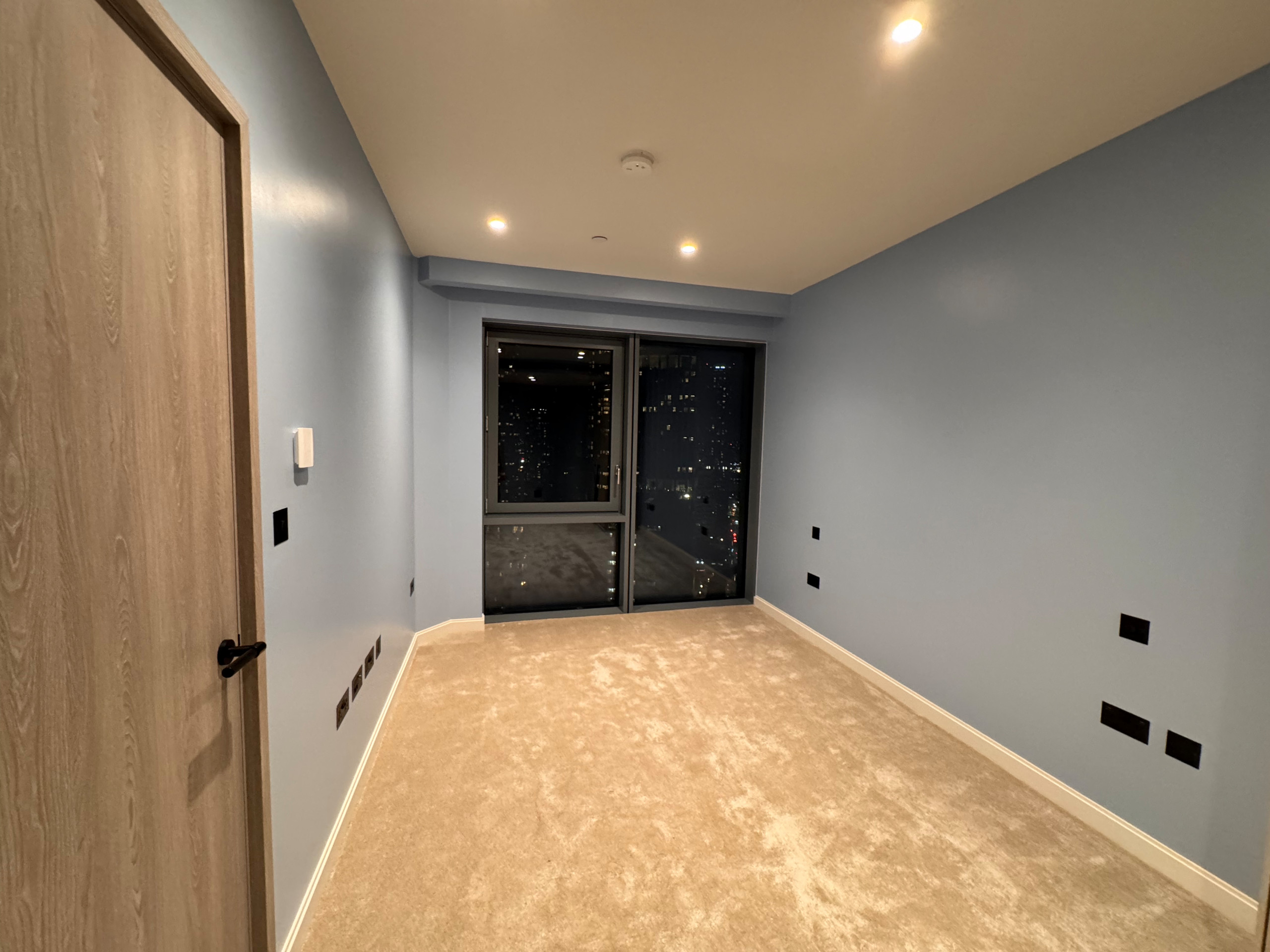 Private Studio – Contemporary Finish — image 3