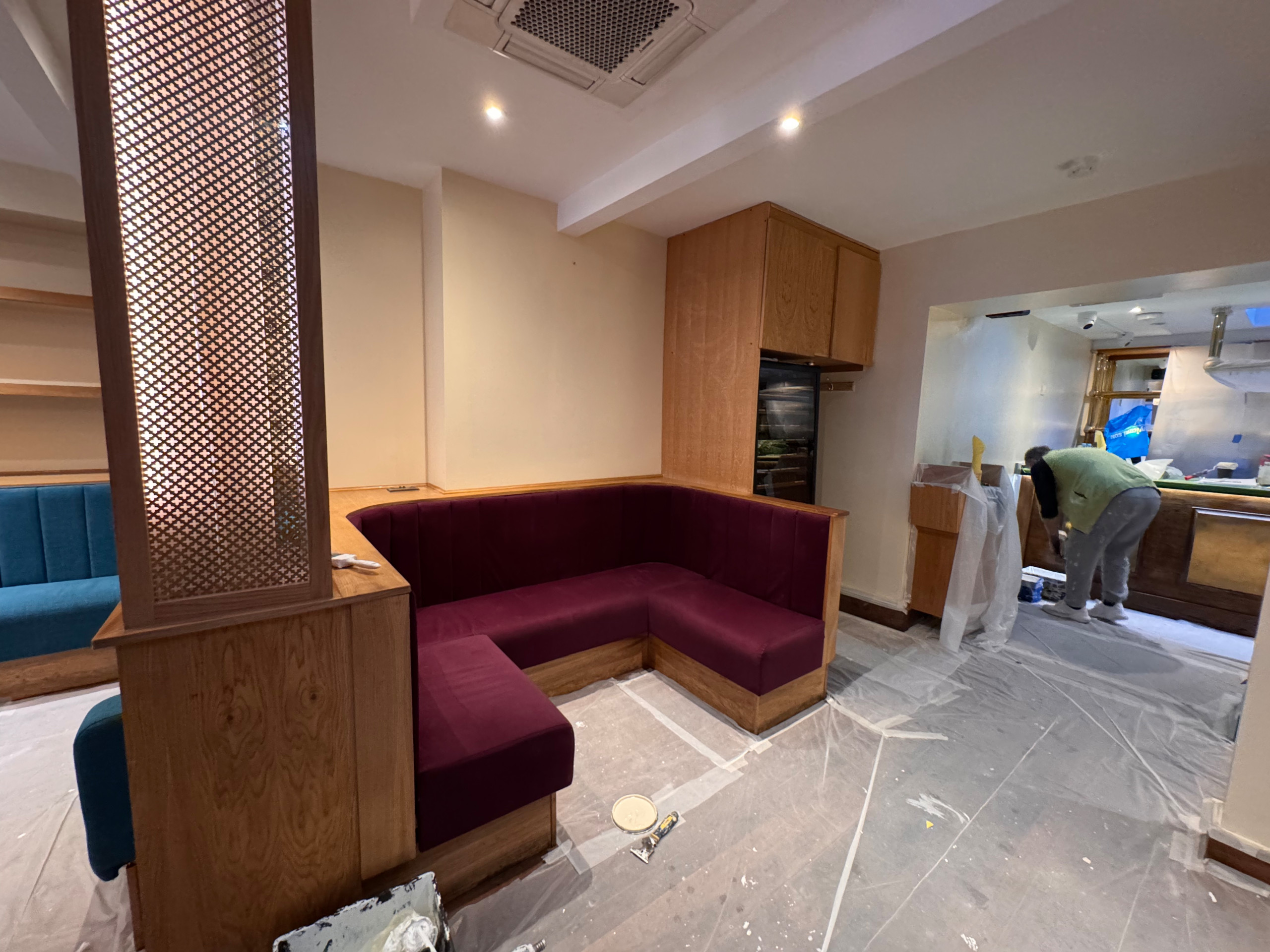 "Zayna" Indian Restaurant — Interior Redecoration & Lime Wash — image 2
